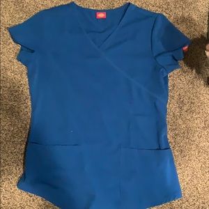 Dickies Scrub top